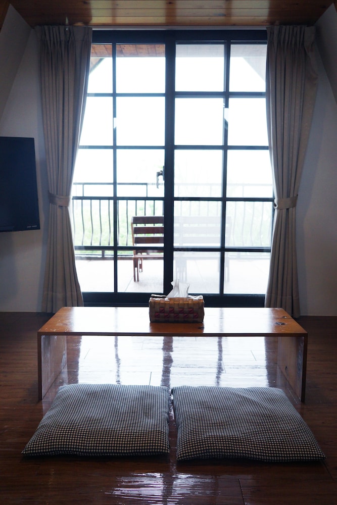 Economy Quadruple Room, Mountain View, Mezzanine photo 2