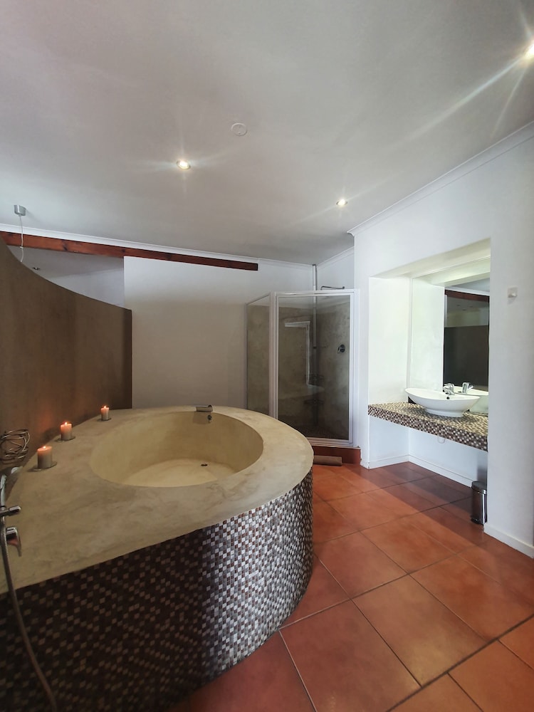 Luxury Suite