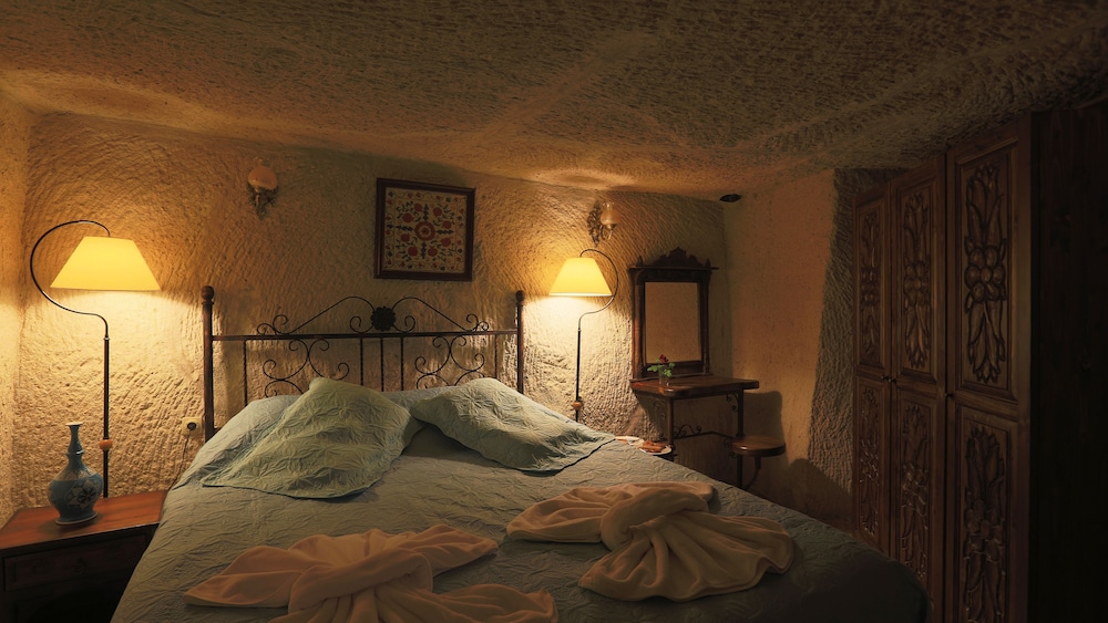 Panoramic Family Room - Photo 2