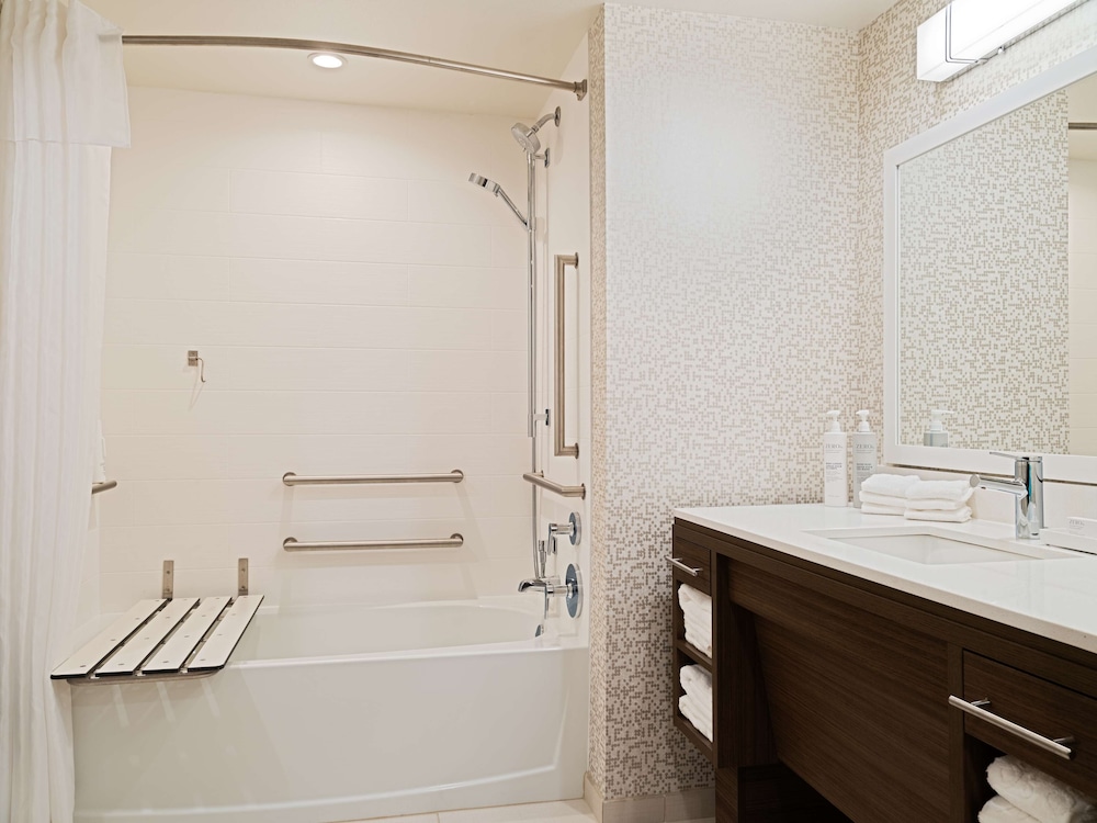 Studio Suite, 2 Queen Beds, Accessible, Bathtub - Photo 5