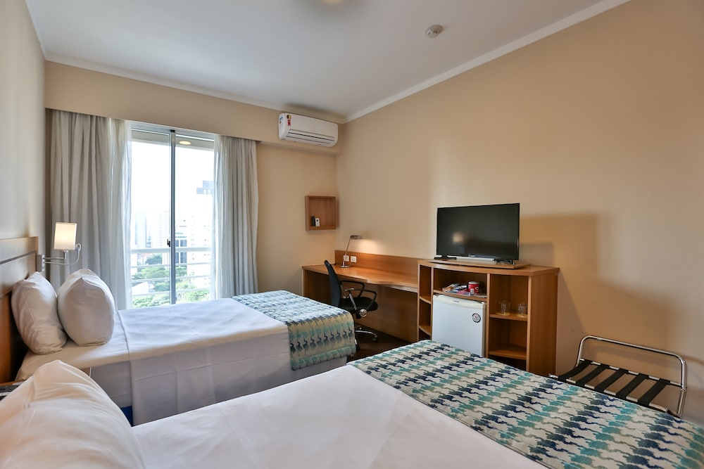 Superior Twin Room - Photo 4