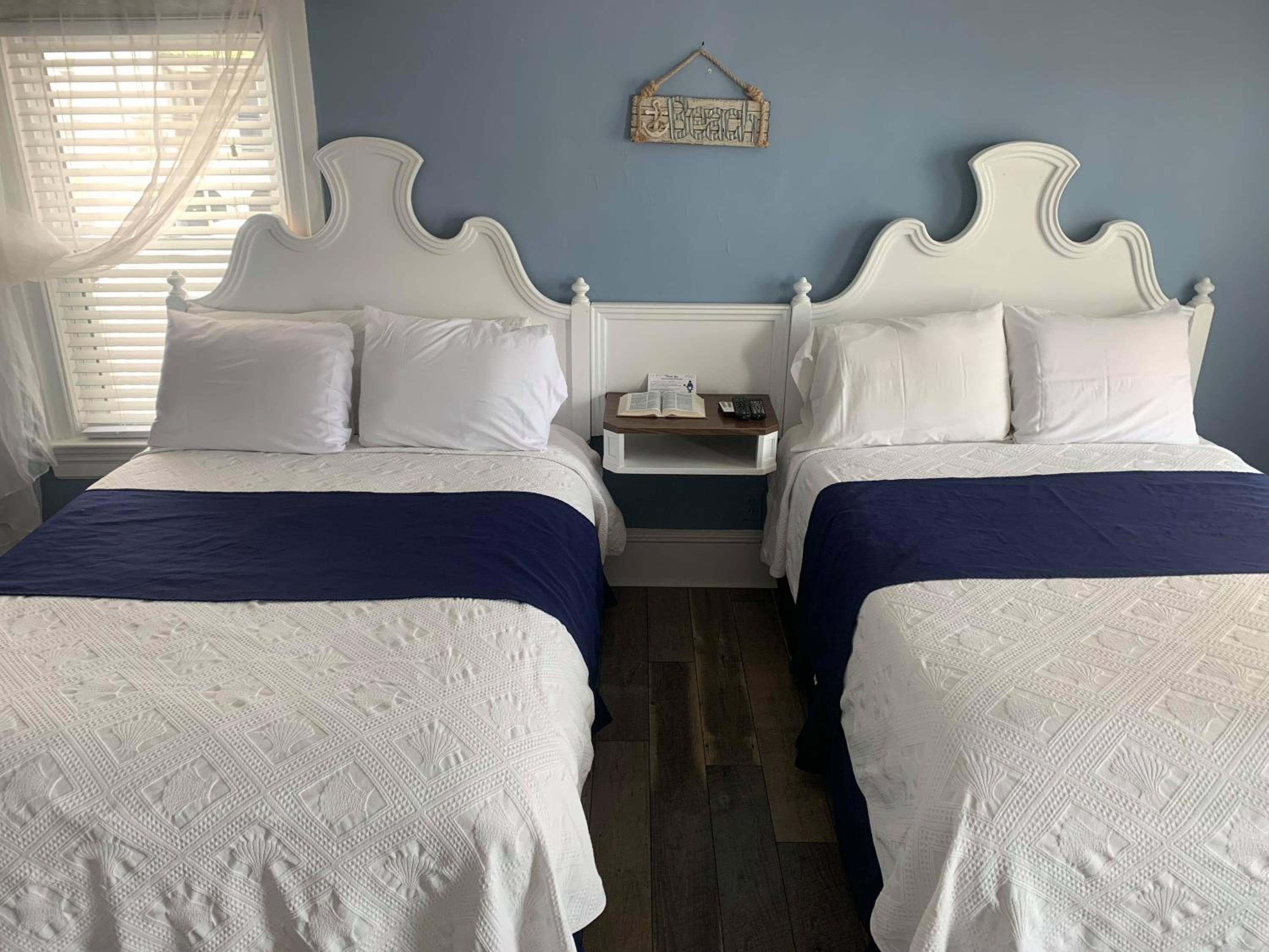 Deluxe Double Room with Balcony and Sea View