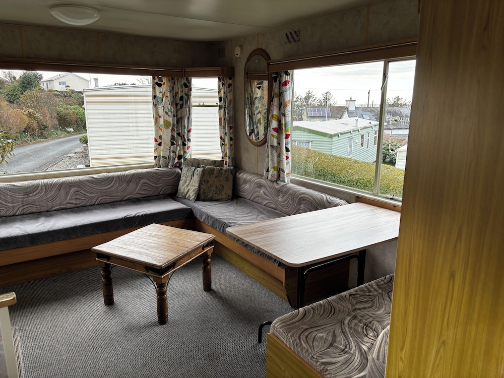 Mobile Home, 2 Bedrooms (Caravan C) photo 2