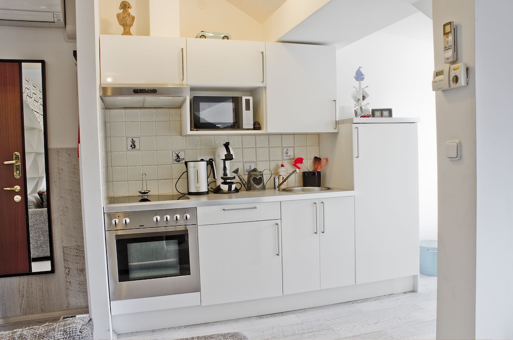 Superior Family Apartment - Photo 15