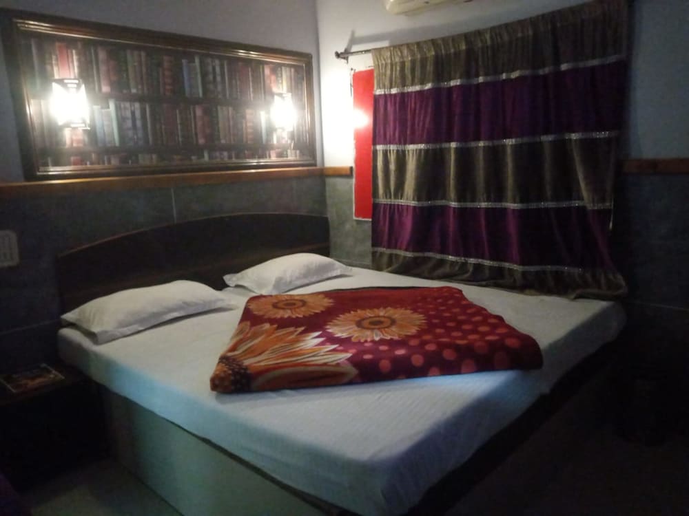 Luxury Double Room, City View