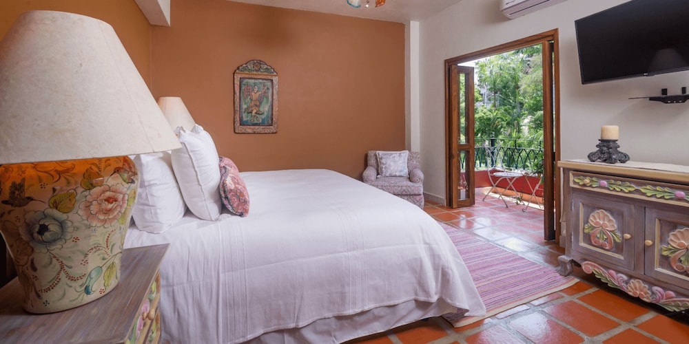 Superior Penthouse, 2 Bedrooms, Kitchen, Ocean View