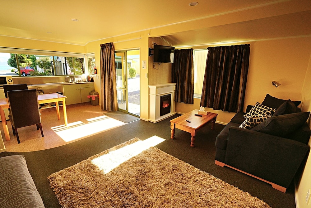 Comfort Cabin, Ocean View (Adult Only) photo 1