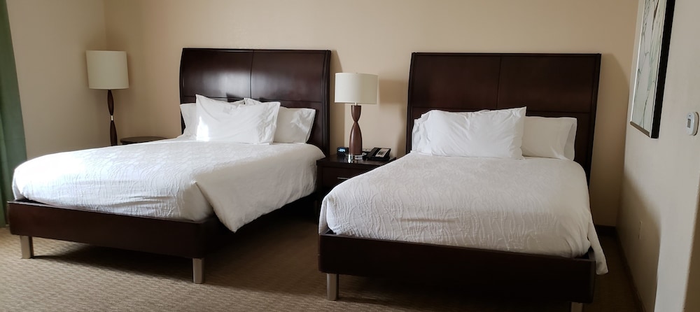 Room, 2 Queen Beds, Accessible photo 2