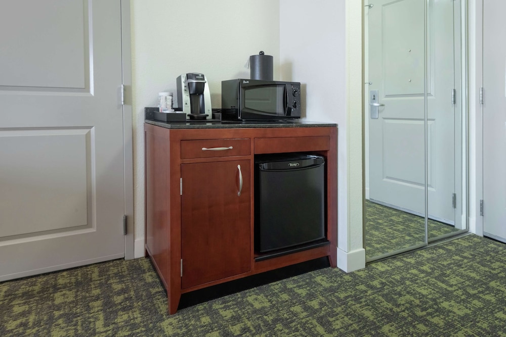 Suite, 2 Queen Beds, Accessible photo 2