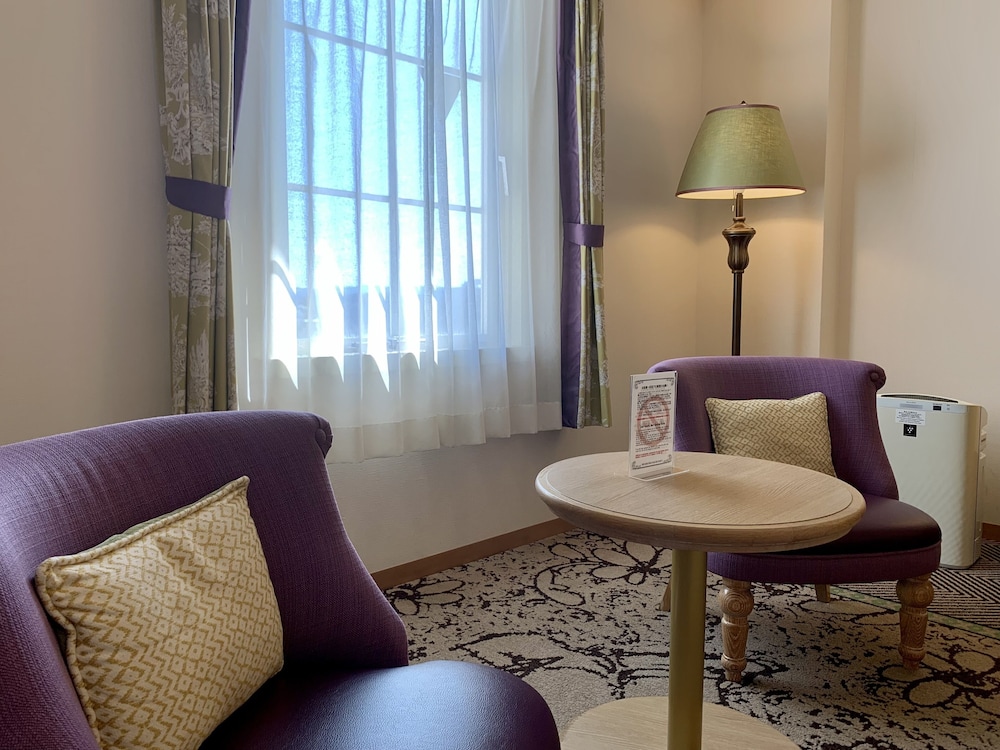 Twin Room (Symphony Patio) photo 2