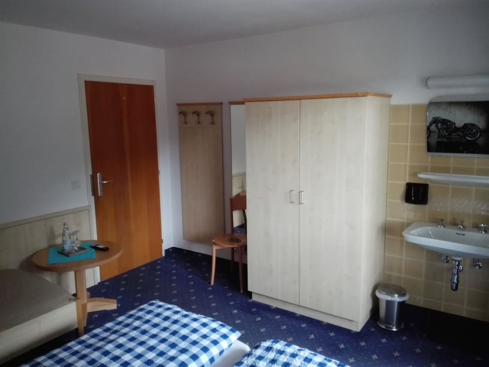 Triple Room photo 3