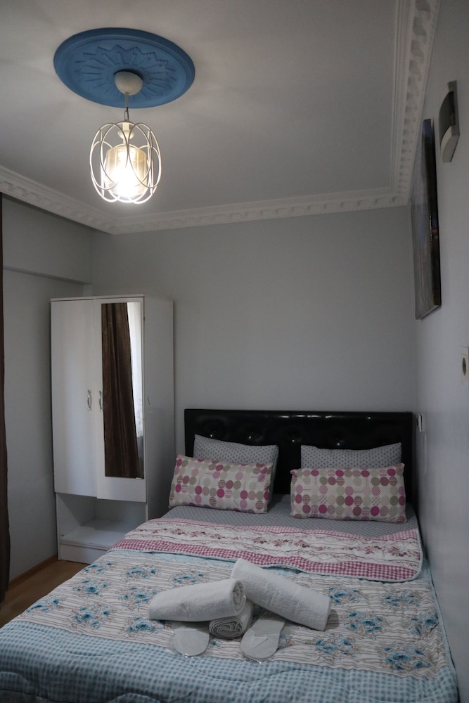 Standard Double Room, 1 Double Bed, Smoking, City View photo 1