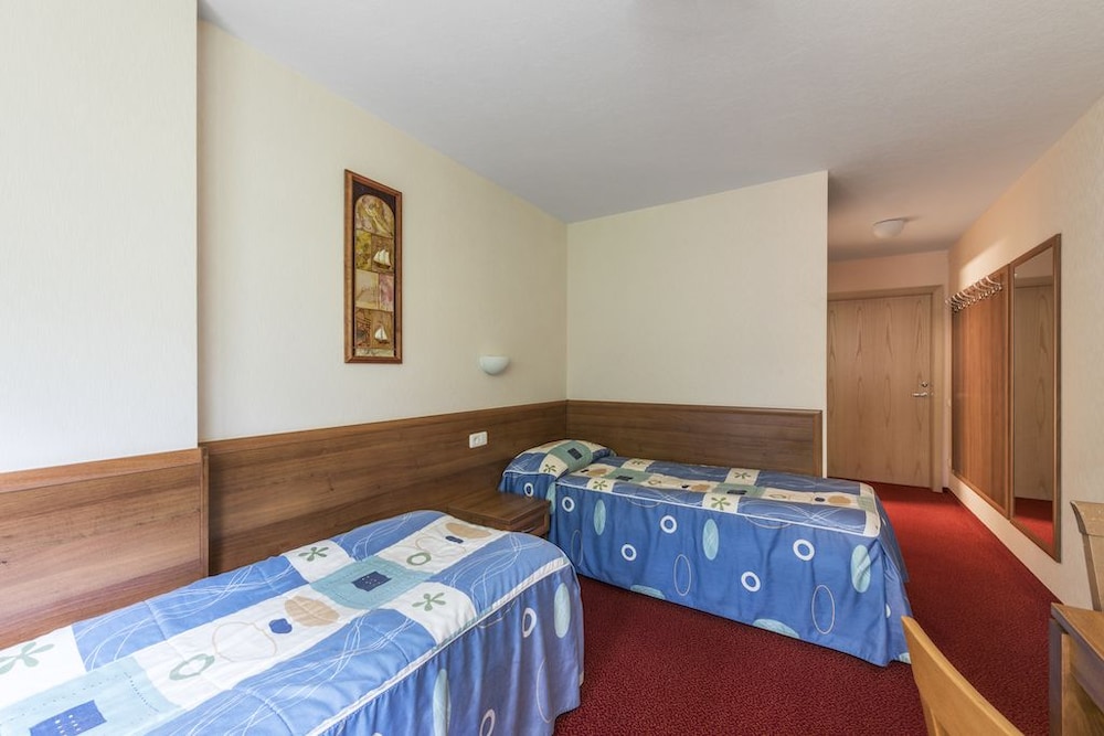 Triple Room photo 2