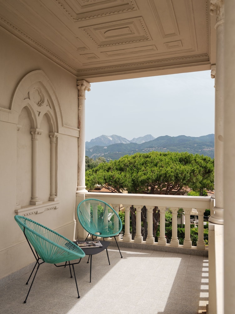 Suite, Balcony photo 3