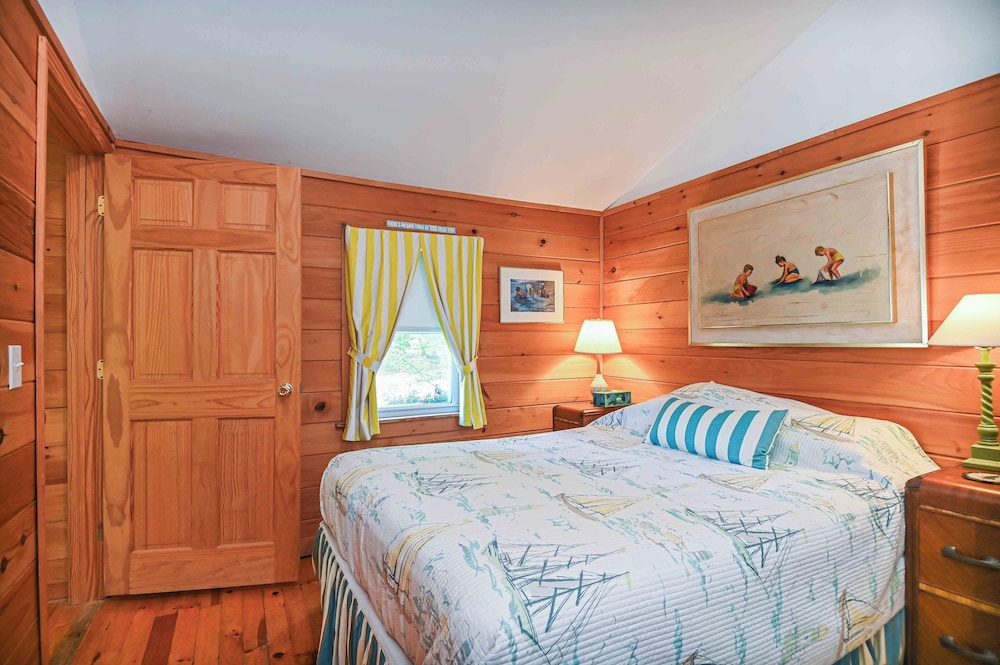 Cottage, 1 Queen Bed With Sofa Bed, Kitchen, Garden View (Cottage At Birch Knoll) photo 3