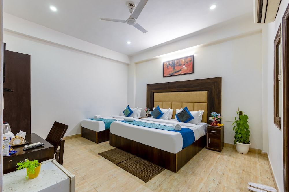 Classic Triple Room