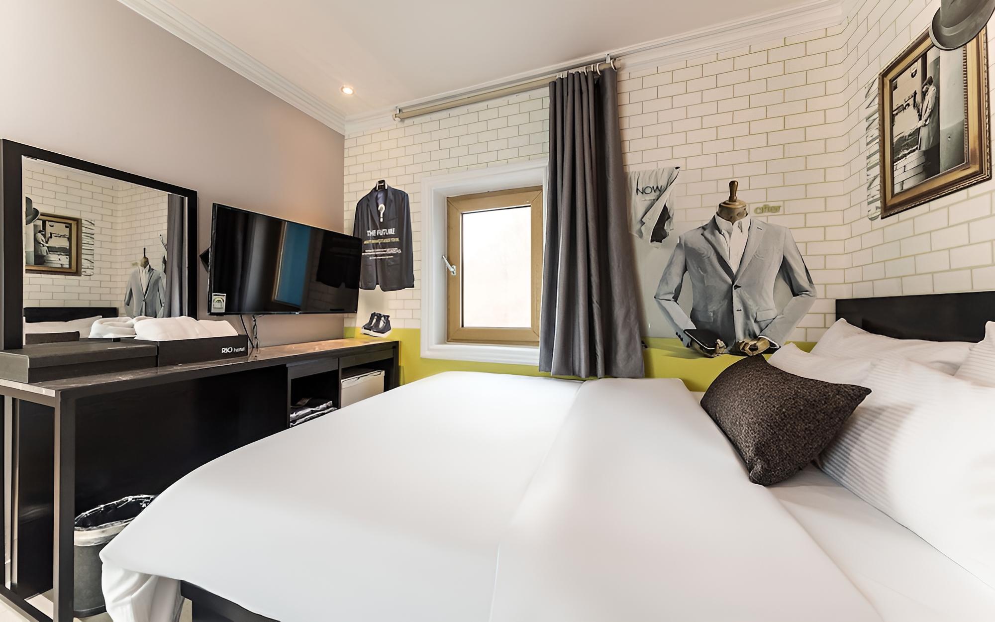 Room (Standard Room) - Photo 7