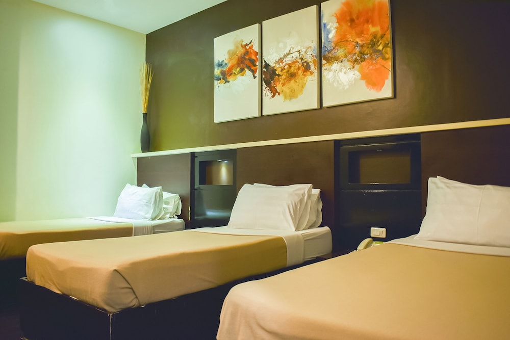 Standard Triple Room - Photo 1