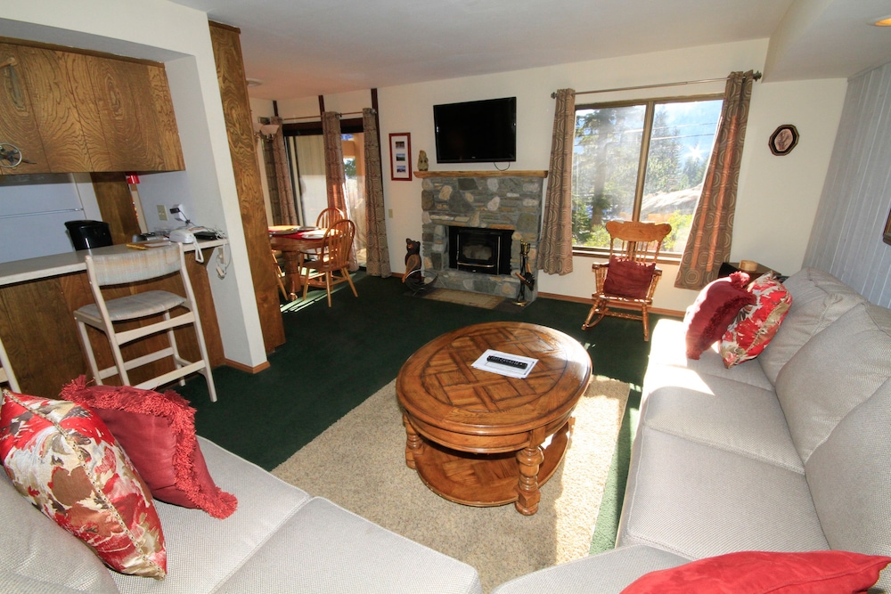 1-Bedroom Condo