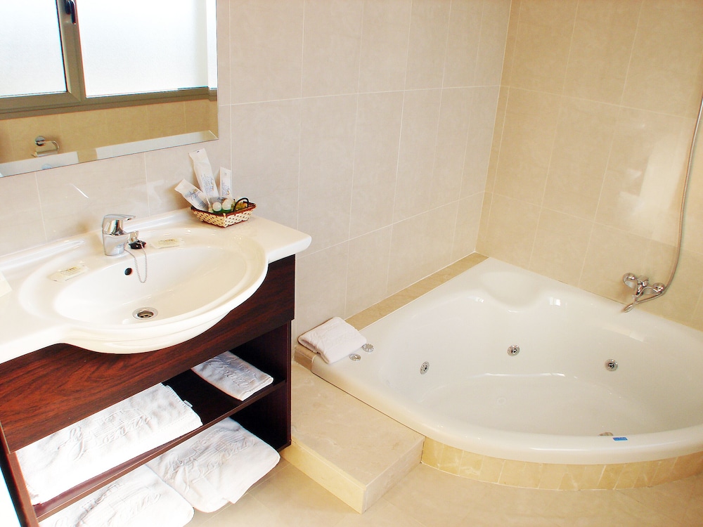 Superior Double Room (Family) photo 3