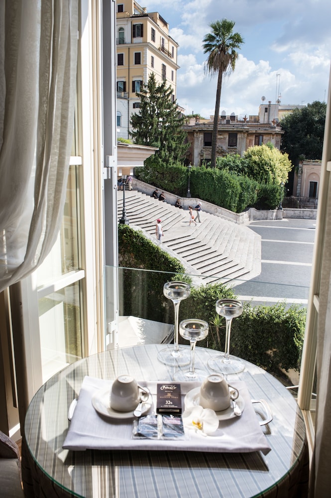 Deluxe Double Room, City View photo 2