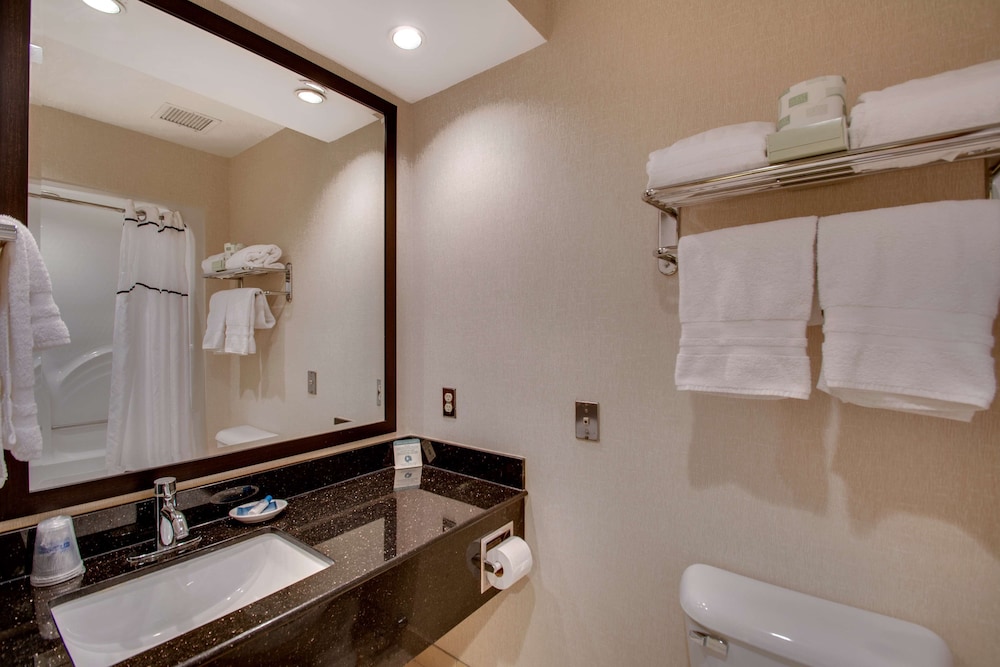 Suite, Multiple Beds, Non Smoking, Refrigerator & Microwave (2nd Floor;Living Room;With Sofabed) - Photo 9