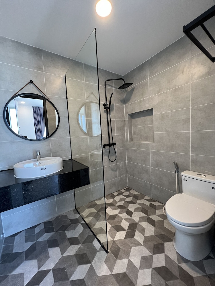 Senior Double Room - Photo 10