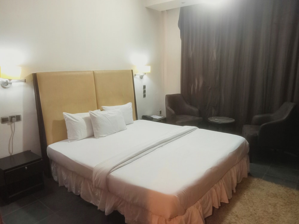 Deluxe Double Room, Courtyard View