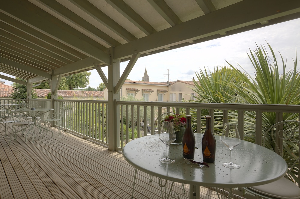 Superior Double Room, Balcony photo 3