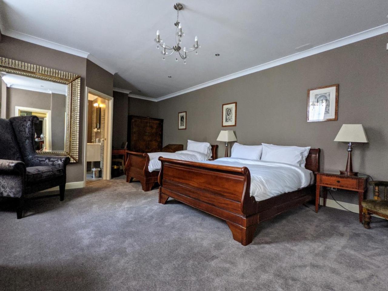 Family Room - Photo 1