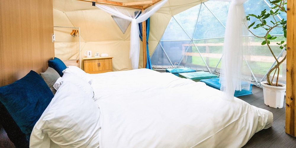 Dome Tent, Non Smoking - Photo 1