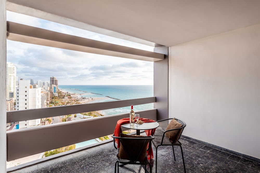 Premier Suite, Balcony, Sea View photo 3