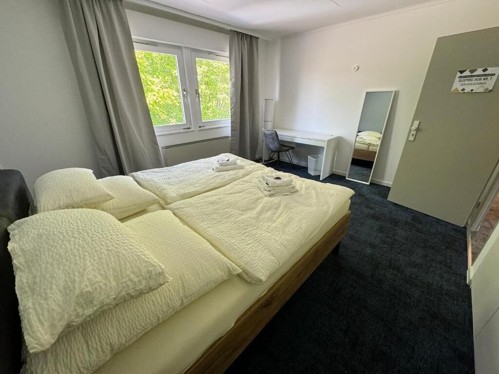 Standard Room, Non Smoking, Garden View photo 2