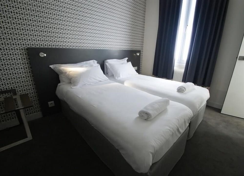 Classic Twin Room - Photo 5