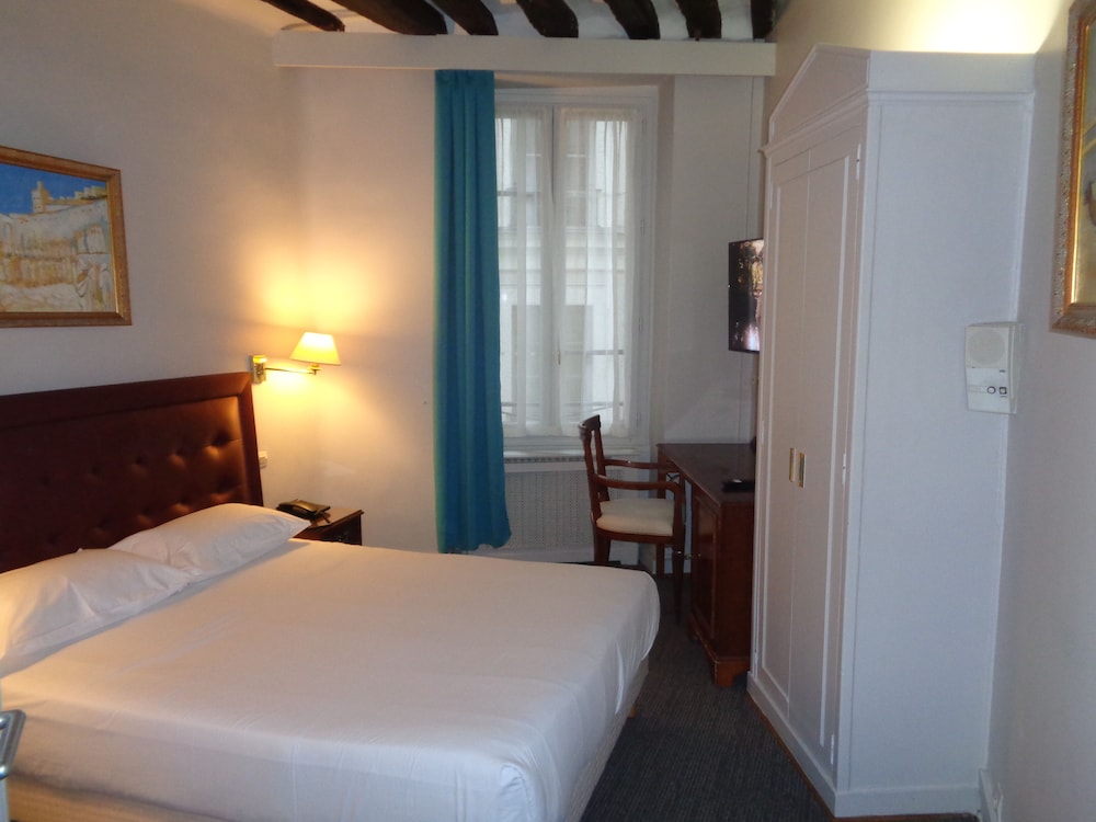 Standard Double Room photo 2