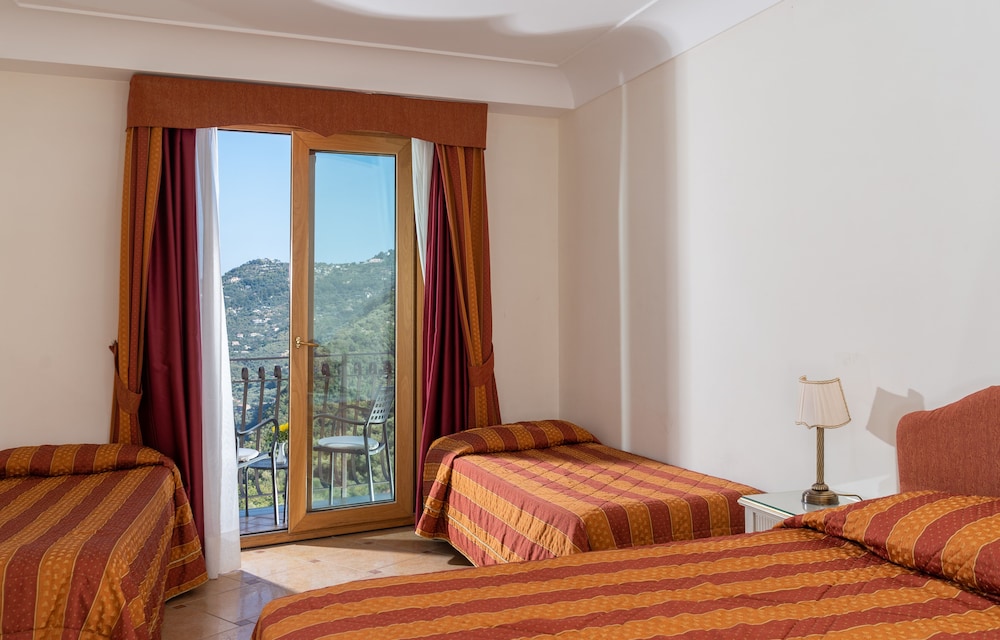 Quadruple Room, Balcony photo 3