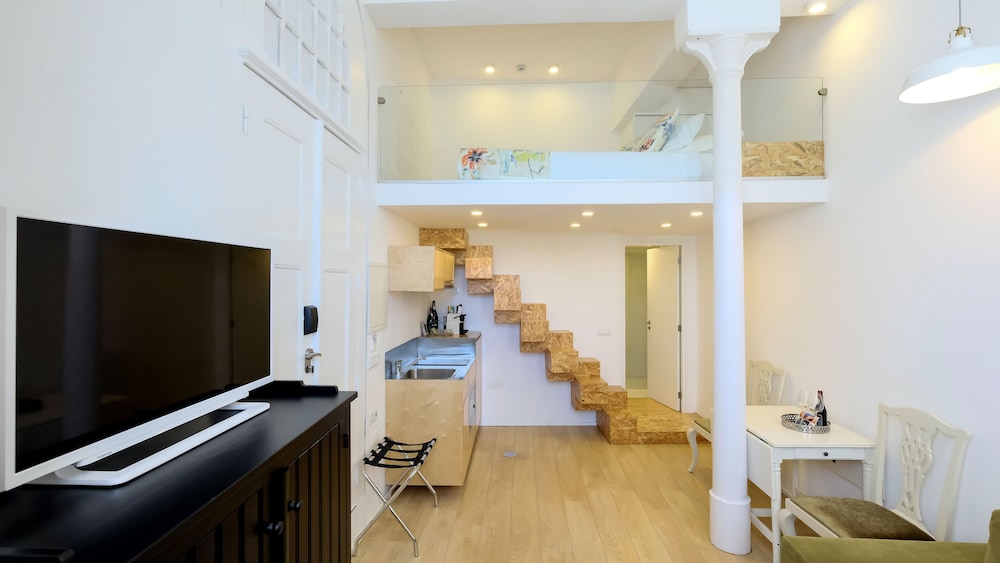Deluxe Loft, 1 Double Bed photo 1