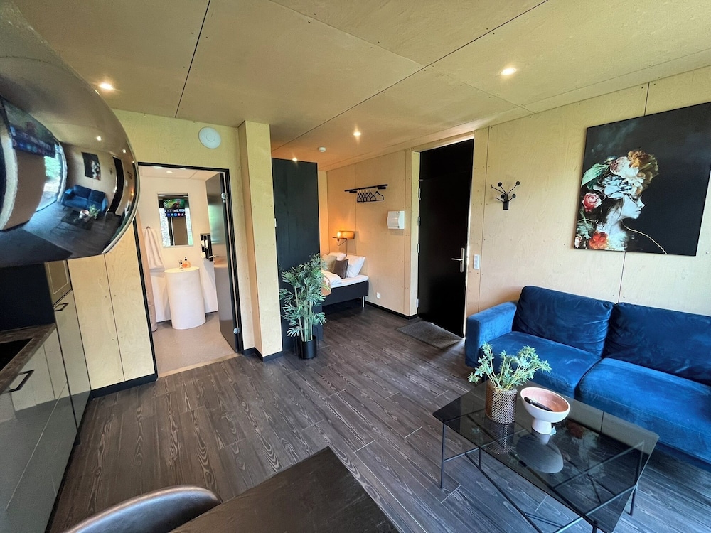 Business Studio