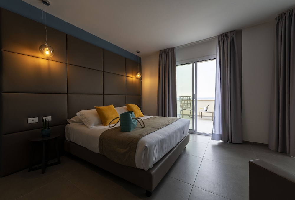 Junior Suite, Sea View - Photo 2
