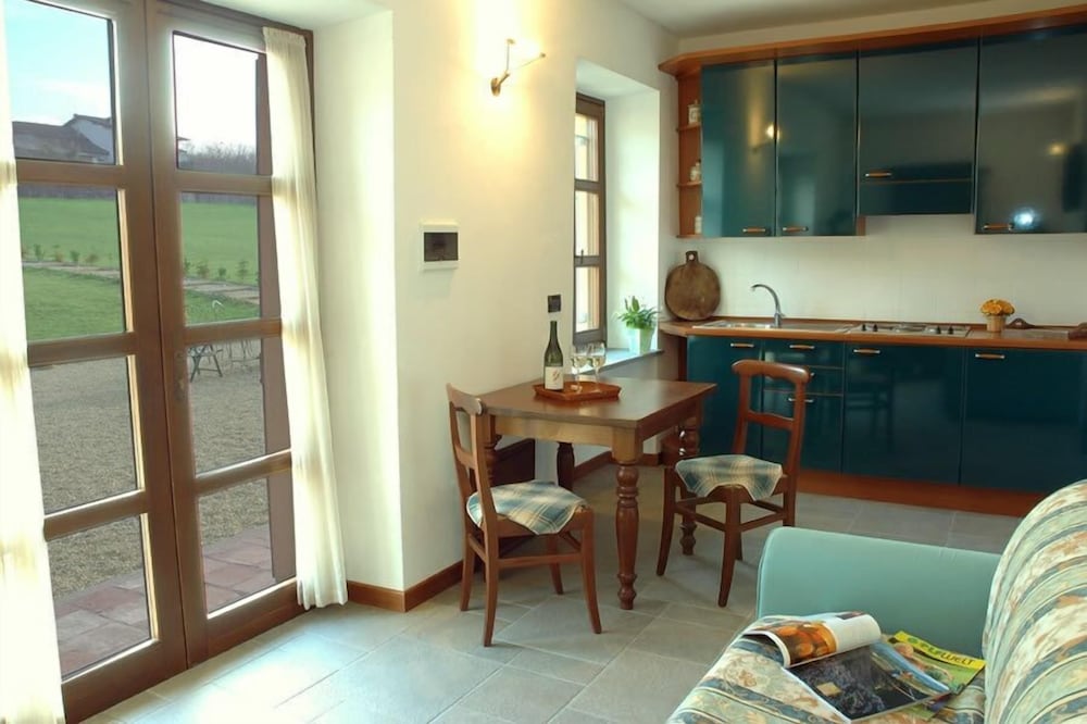 Apartment, 1 Bedroom, Garden View photo 2