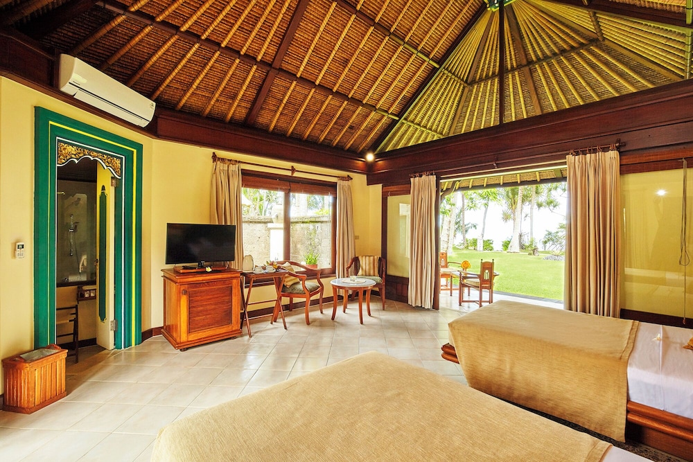 Deluxe Room, Ocean View, Oceanfront - Photo 10