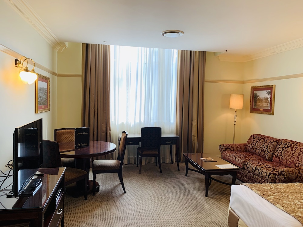 Deluxe Room - Photo 14