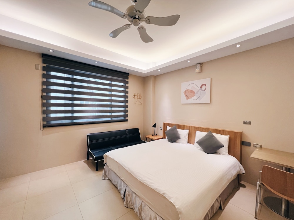 Economy Double Room photo 1