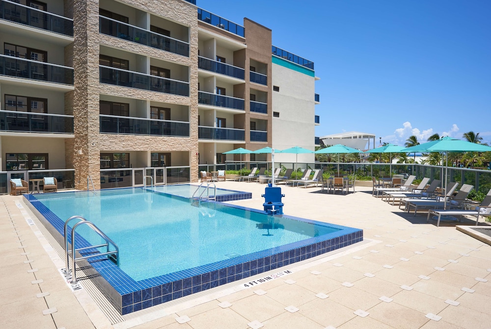Studio, 2 Queen Beds, Accessible, Pool Access - Photo 1