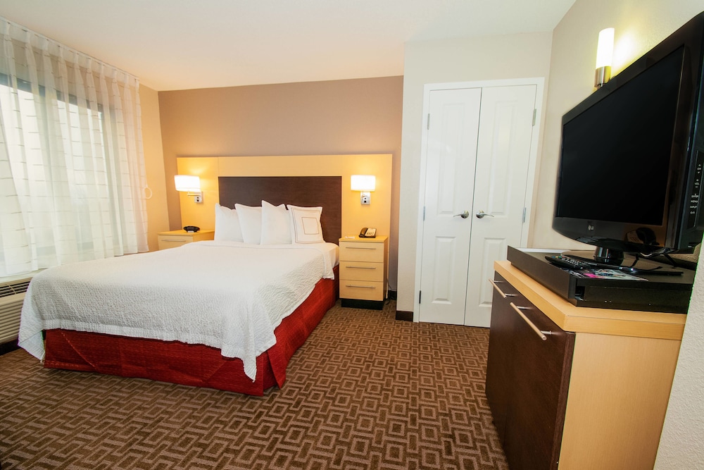Suite, 1 Bedroom (Hearing Accessible)