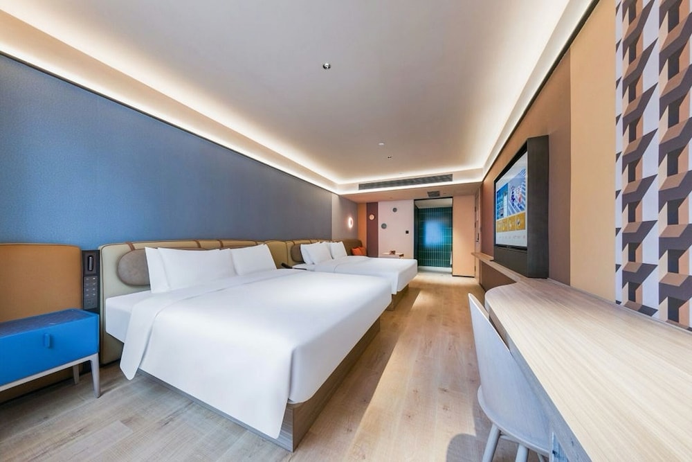 Family Twin Room