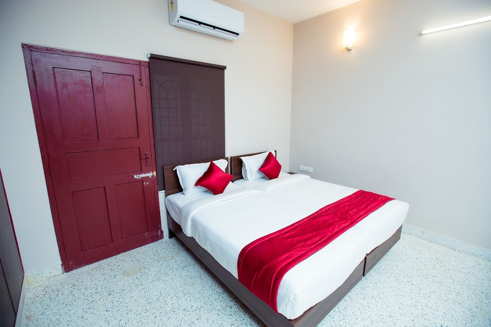 Double Or Twin Room photo 3