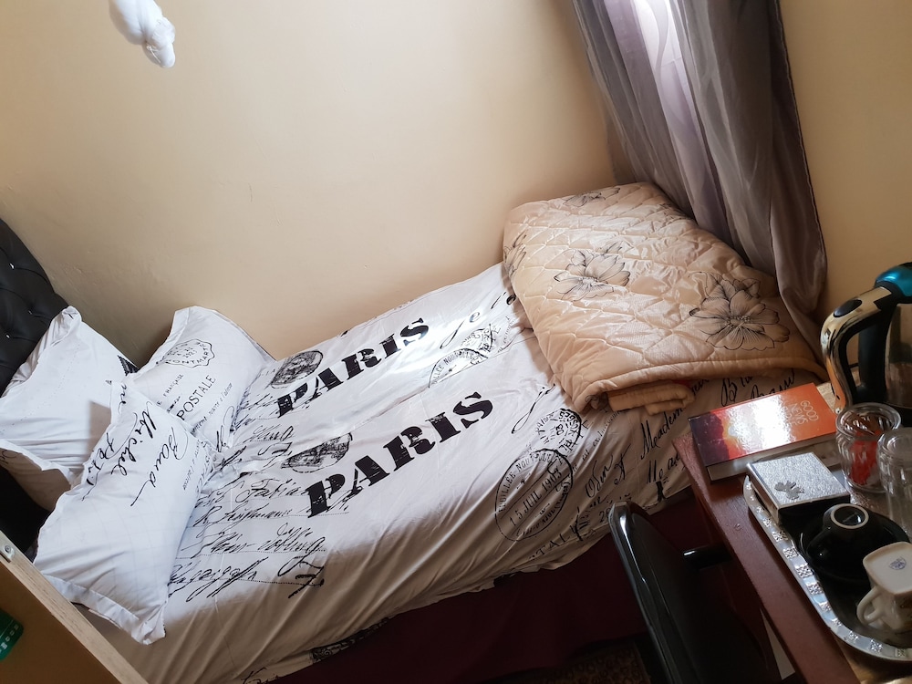 Basic Single Room, 1 Twin Bed, Accessible, Non Smoking photo 1