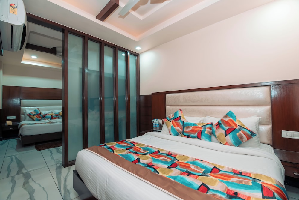 Hazel Suite - Photo 4