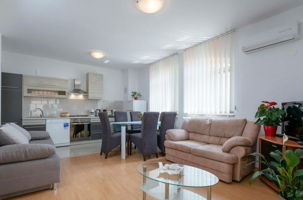 House photo 1